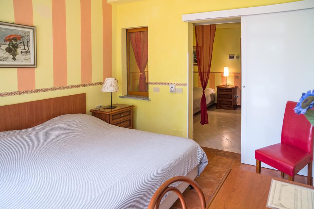 Madonna Della Neve Hotel Pettenasco Eksteriør billede