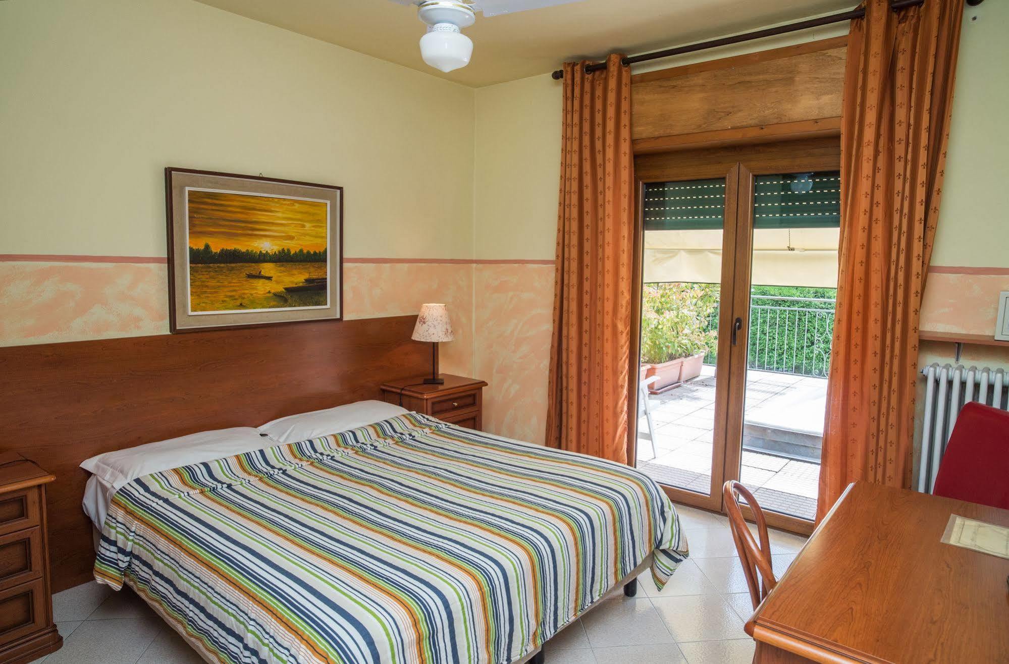 Madonna Della Neve Hotel Pettenasco Eksteriør billede